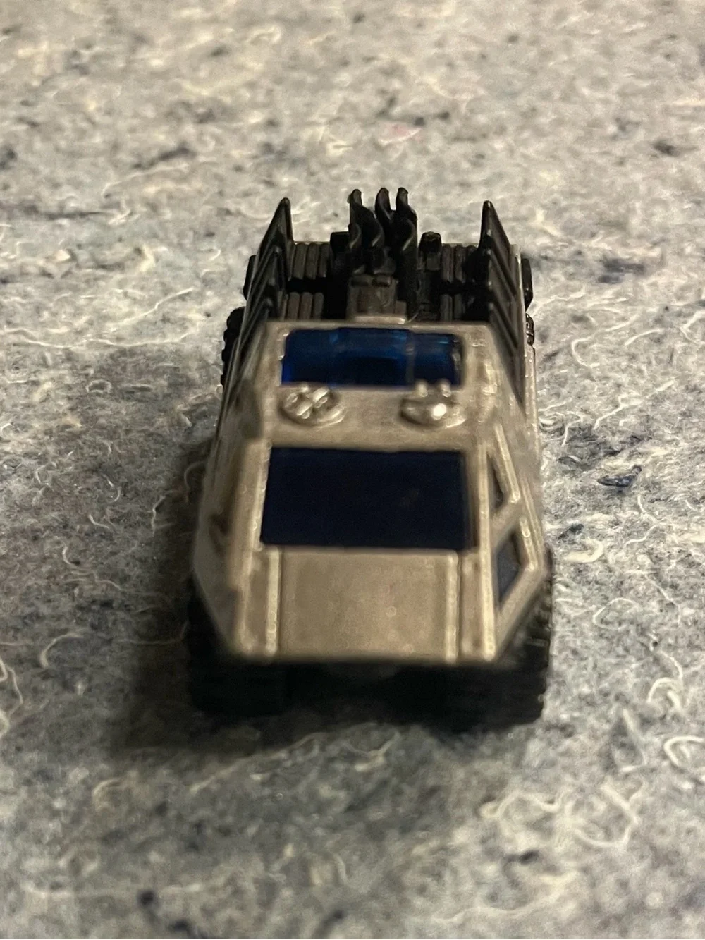 Matchbox 2000 Armored Response Vehicle)